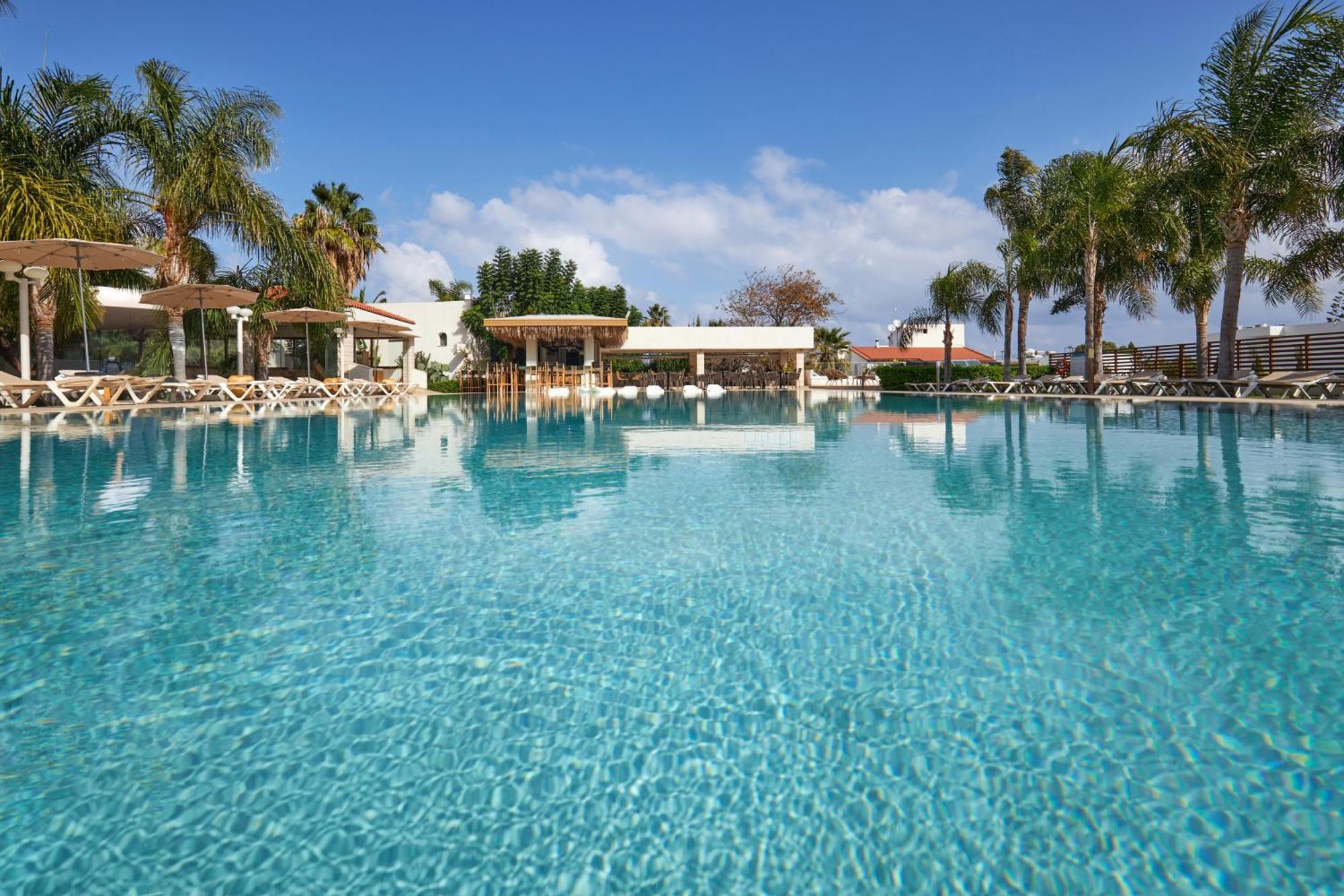 Kyknos Beach Hotel & Bungalows Malia  Exterior photo