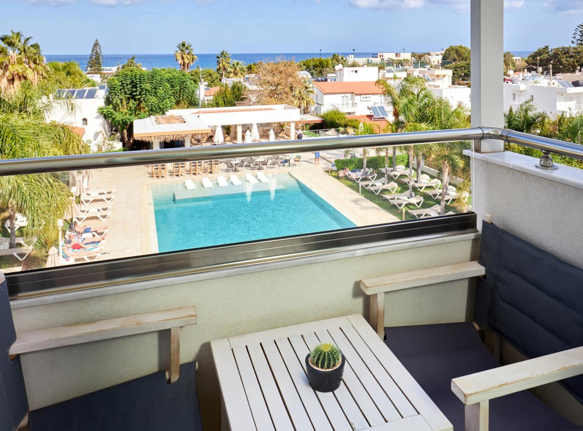 Kyknos Beach Hotel & Bungalows Malia  Exterior photo